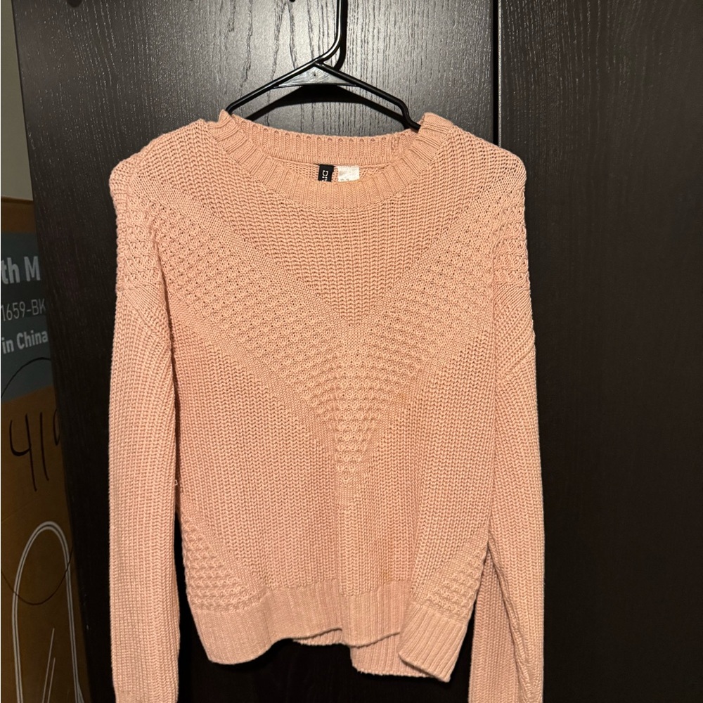 XS pink sweater